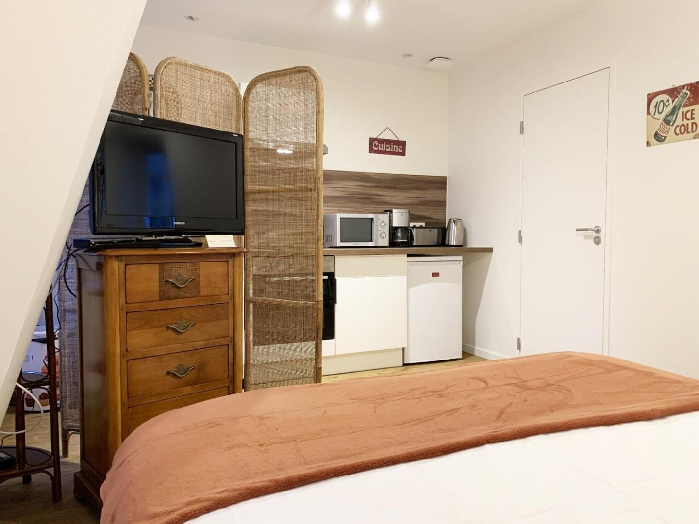 Monet - Appartement Pour 2 Personnes Шартр Экстерьер фото